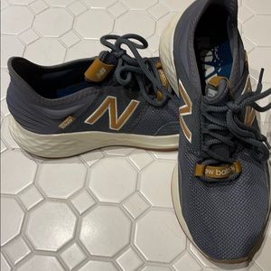 New Balance tennis shoe